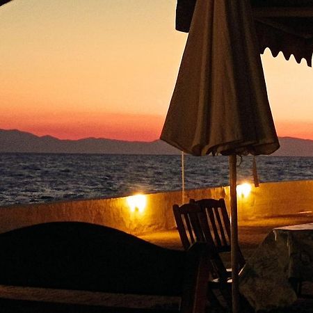 George & Katerina Houses Paralia Dionysiou Bagian luar foto