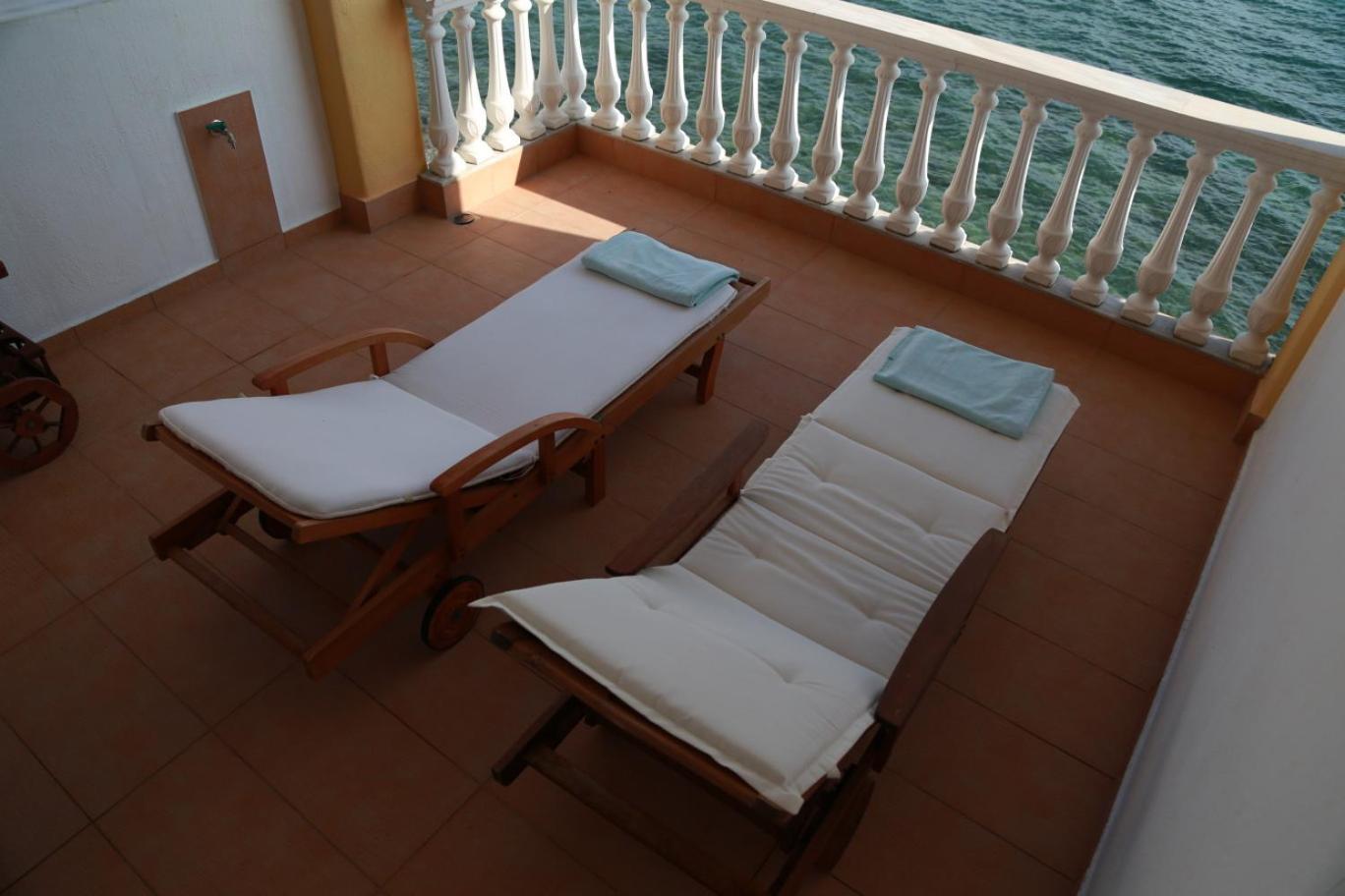 George & Katerina Houses Paralia Dionysiou Bagian luar foto